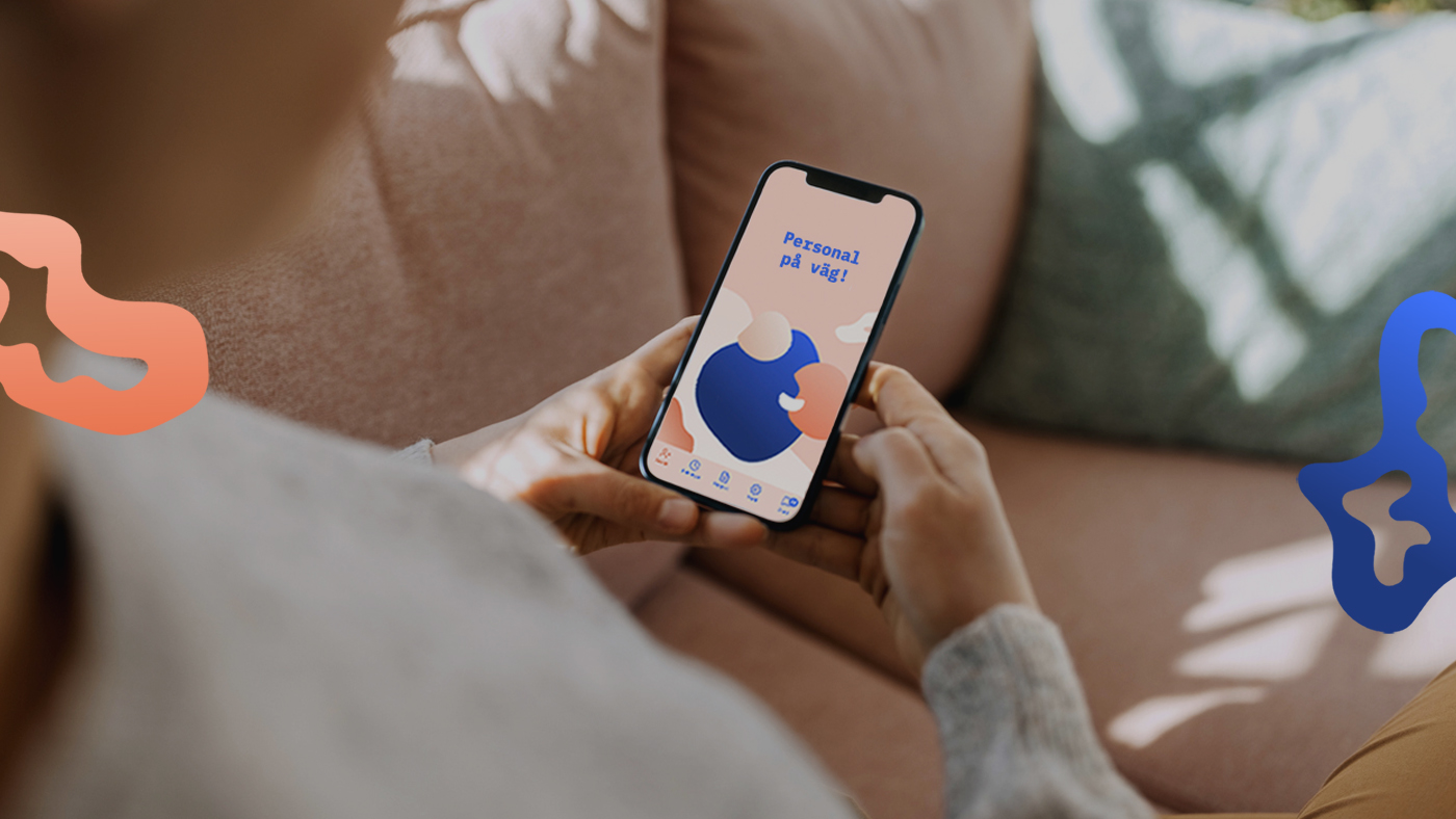 Arbetsgivare löser personalbehov med hjälp av Pamoja-appen i telefonen.